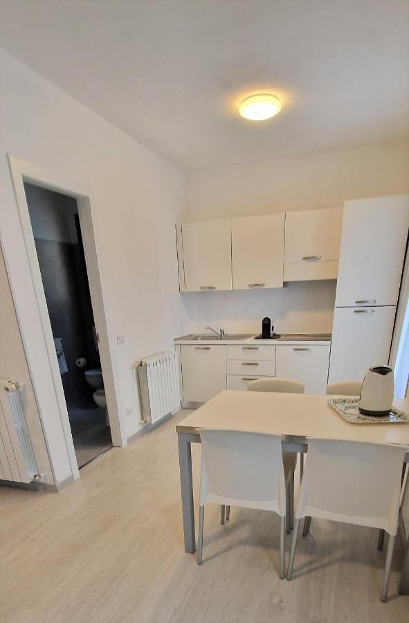 Residenza XX Settembre Daire Maslianico Dış mekan fotoğraf