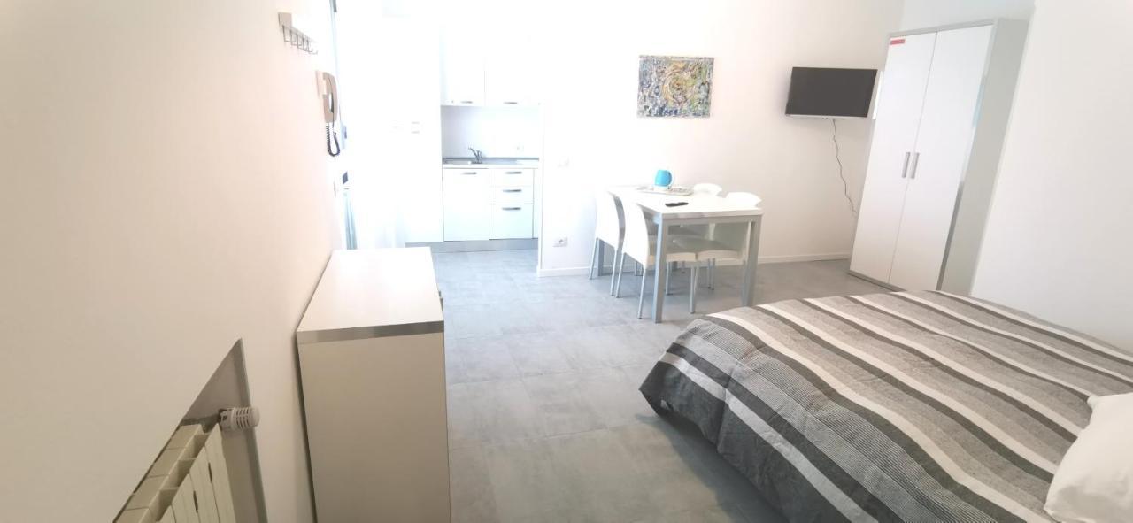 Residenza XX Settembre Daire Maslianico Dış mekan fotoğraf