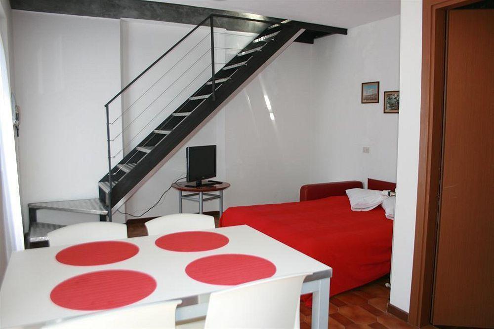 Residenza XX Settembre Daire Maslianico Dış mekan fotoğraf